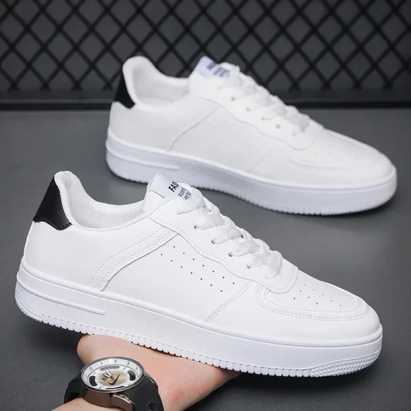 Men's Network Surface Fashion Sneakers Man Breathable Fashion Casual Board Shoes Small White Men's Sports Shoes 2025 New 1